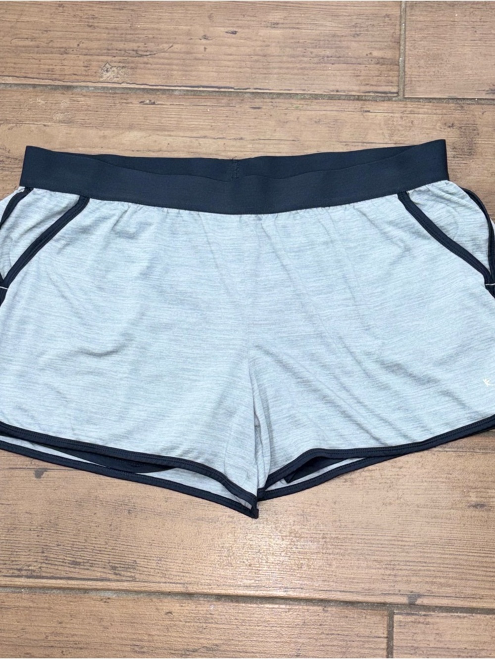 Danskin Dual-layer Athletic Women’s Shorts with Pockets Athleisure Stretch XXL